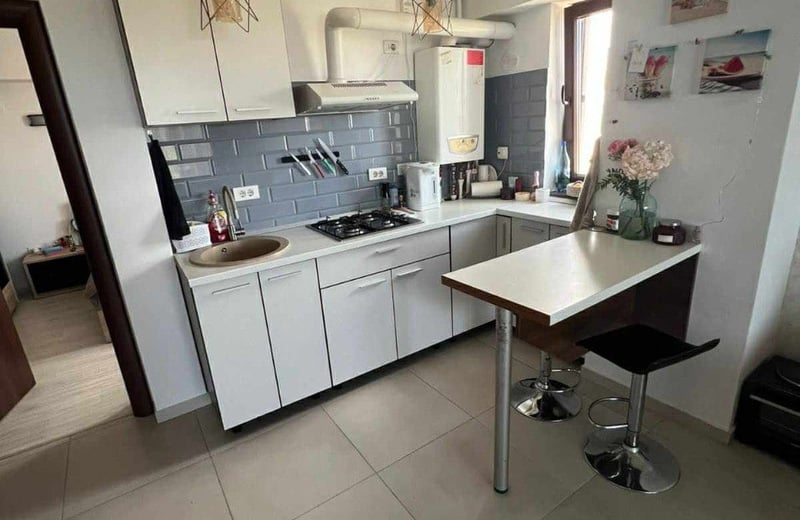 Furnished two-room apartment with balcony for rent, 50 m², Mamaia, Constanța, Romania