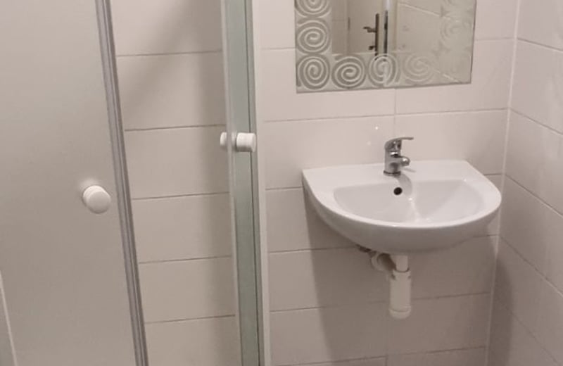 Location d’un appartement cosy et lumineux d’une pièce, 35 m², Bohnice, Prague, République Tchèque