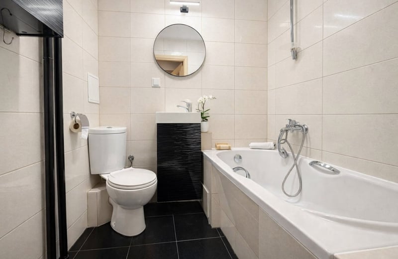 Location d’un appartement moderne et meublé de deux pièces avec balcon, 41 m², Bielany, Varsovie, Pologne