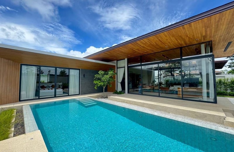 Alquiler de villa moderna Botanica con piscina privada, Phuket, Tailandia
