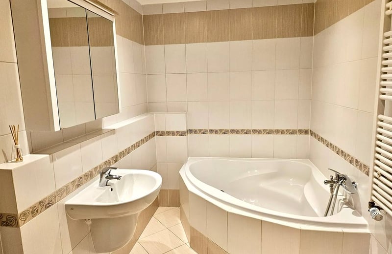 Moderne helle Wohnung mit Balkon und Parkplatz zur Miete, 57 m², Stodůlky, Prag, Tschechien