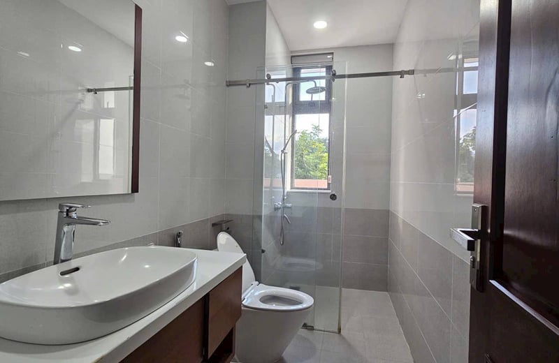 Furnished three-storey house for rent, 270 m², My Gia 8, Nha Trang, Vietnam