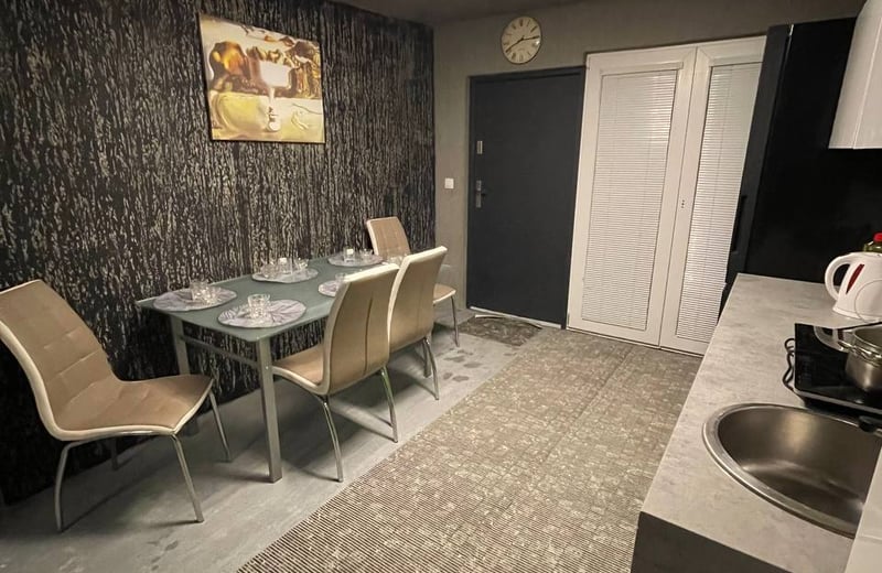 Location d’une maison spacieuse avec cour privée, Žabí Majer, Bratislava, Slovaquie