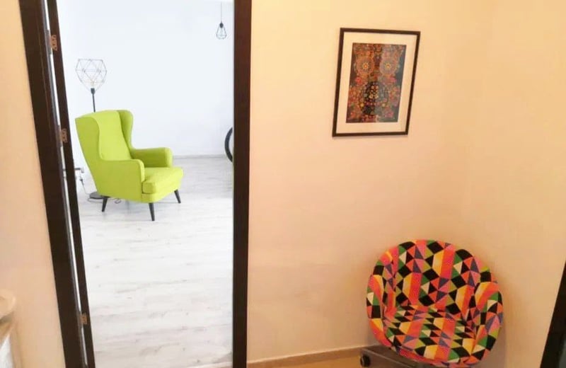 Alquiler de apartamento luminoso con balcón, Mamaia Sat, Rumanía