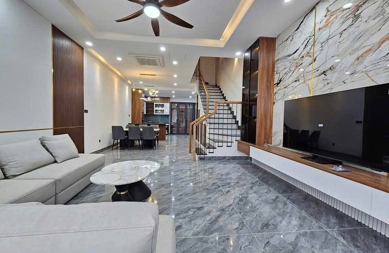 Location d’une villa moderne et meublée, 270 m², My Gia 8, Nha Trang, Vietnam