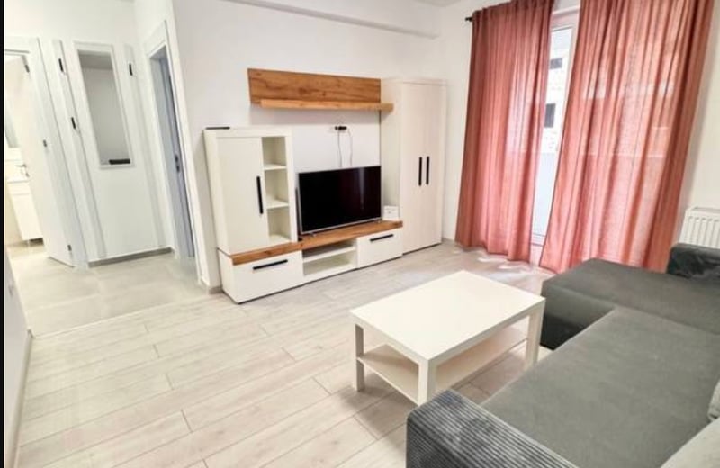 Location d’un appartement neuf et meublé avec balcon, Bucarest, Roumanie