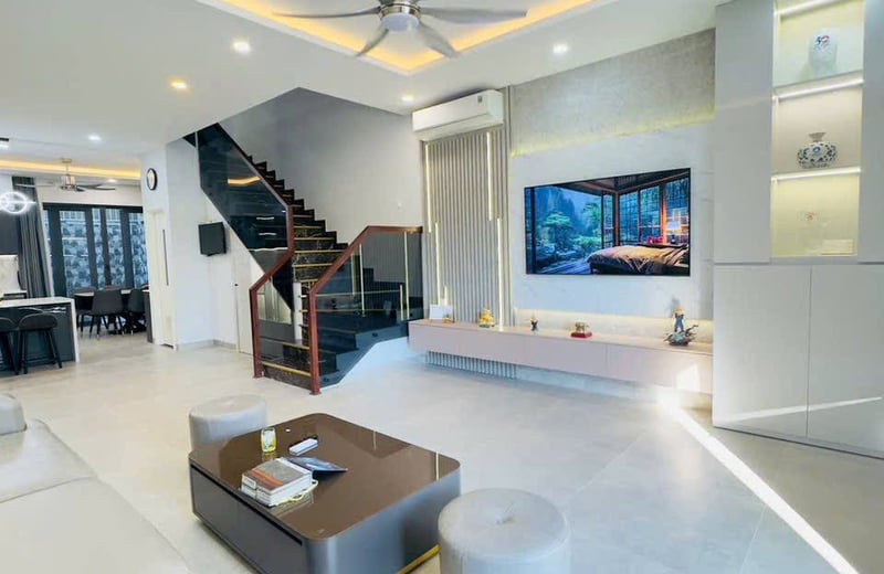 Spacious comfortable villa close to the sea for rent, 270 m², My Gia, Nha Trang, Vietnam