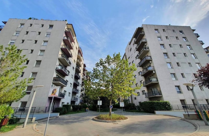 Bright 58 m² apartment in a quiet area for rent in Bucharest, Romania