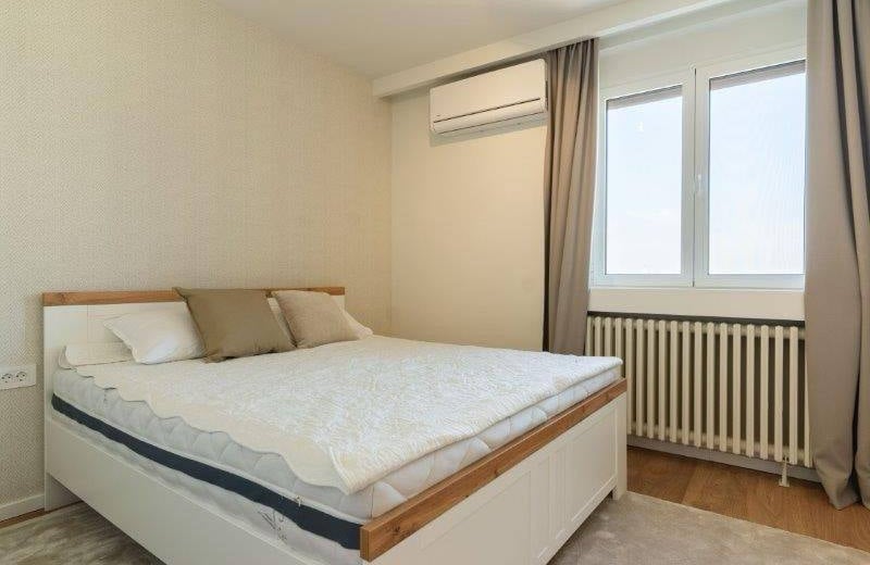 Просторная квартира 67 м² в аренду рядом с парком Ташмайдан, Белград, Сербия