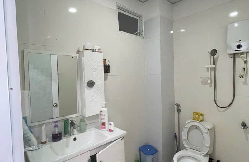Maison spacieuse de 300 m² avec 6 chambres à louer à Vinh Hoa, Nha Trang, Vietnam