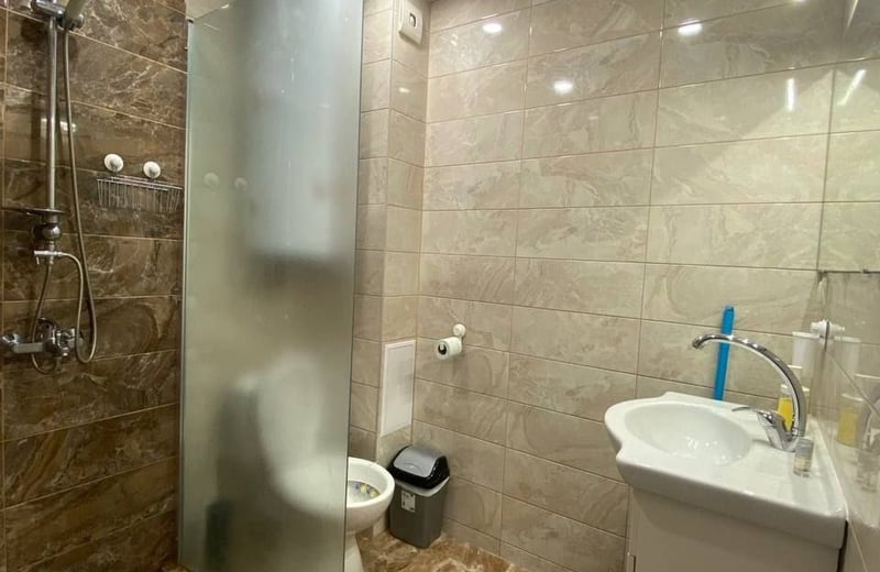 Appartement lumineux et moderne avec terrasse à louer dans le centre de Varna, Bulgarie