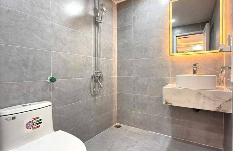 Appartement moderne et meublé de 75 m² à louer dans le nord de Nha Trang, Vietnam