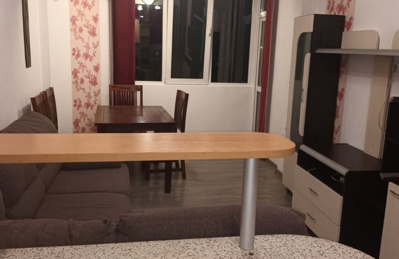Appartement confortable et meublé de 80 m² à louer à Kolhozen Pazar, Varna, Bulgarie