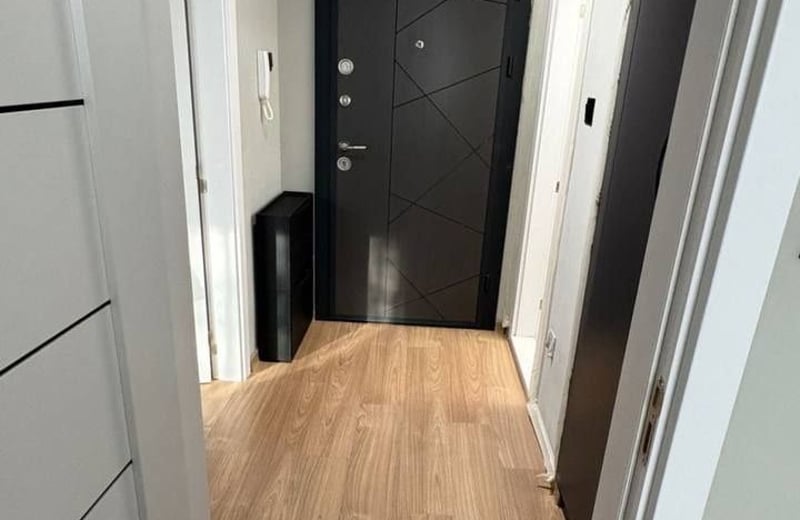 Apartamento amplio y luminoso de 100 m² con terraza en alquiler en Chaika, Varna, Bulgaria