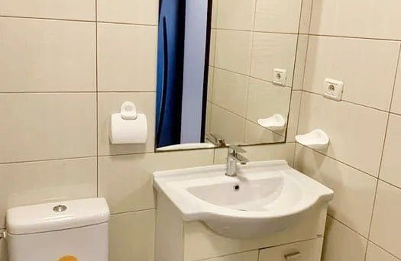 Светлая квартира после ремонта в аренду, Mamaia-Sat, Румыния