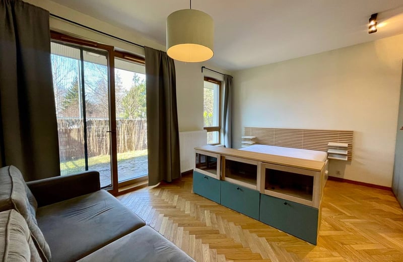 Уютная меблированная студия 38 м² с садом в аренду, Wilanów, Варшава, Польша
