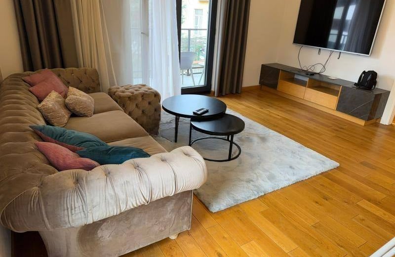 Modern 3-room apartment 80 m² with terrace for rent, Vračar, Belgrade, Serbia