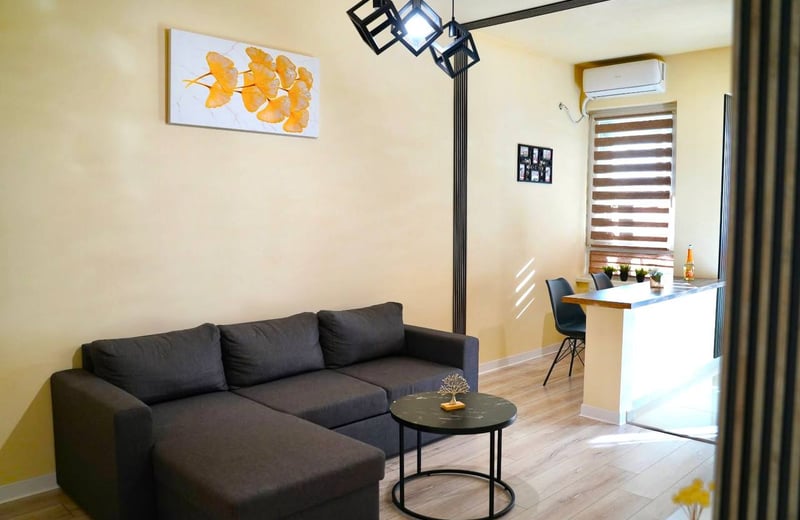 Светлая уютная квартира с балконом в аренду, Кьяжна, Бухарест, Румыния