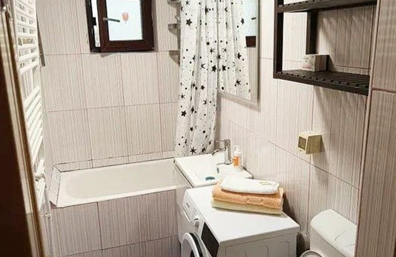 Comfortable apartment with balcony for rent, Tomis Nord, Constanța, Romania