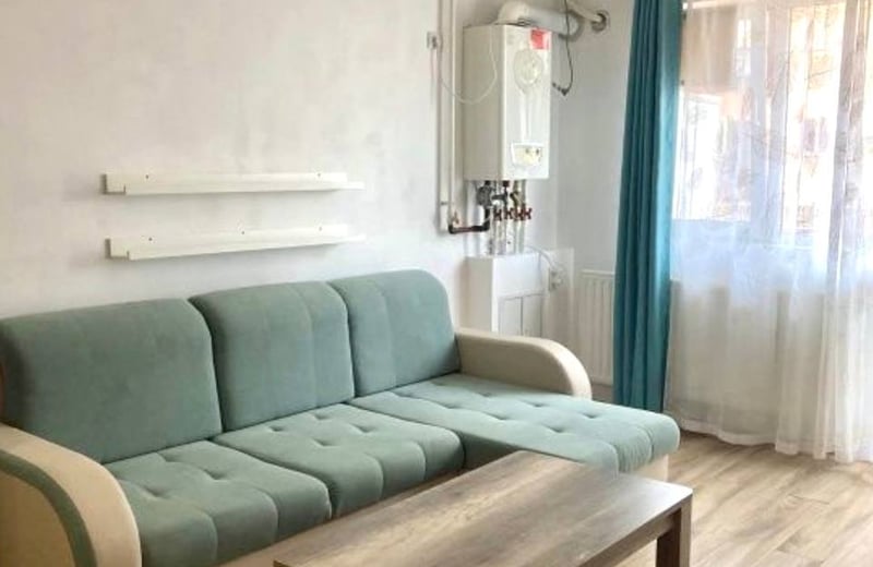 Аренда уютной квартиры с отдельной спальней и балконом, 6 сектор, Бухарест, Румыния