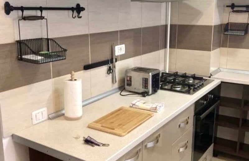 Аренда уютной квартиры с отдельной спальней и балконом, 6 сектор, Бухарест, Румыния