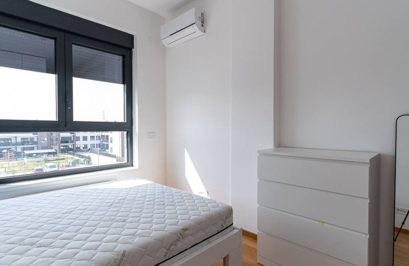 Аренда современной, обновлённой меблированной 2-комнатной квартиры, 65 м², Новый Белград, Белград, Сербия