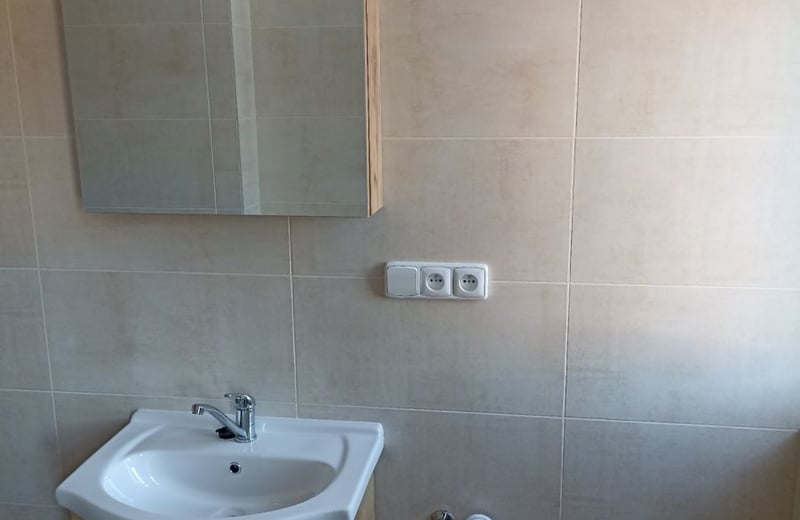 Location appartement lumineux, confortable, 45 m², Horní Počernice, Prague, République tchèque