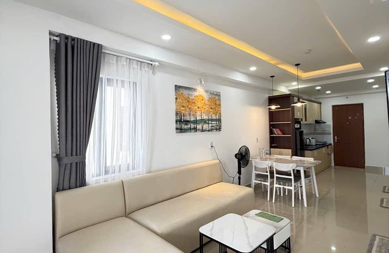 Geräumige möblierte wohnung mit blick auf stadt und meer zur miete, 74 м², Nha Trang, Vietnam