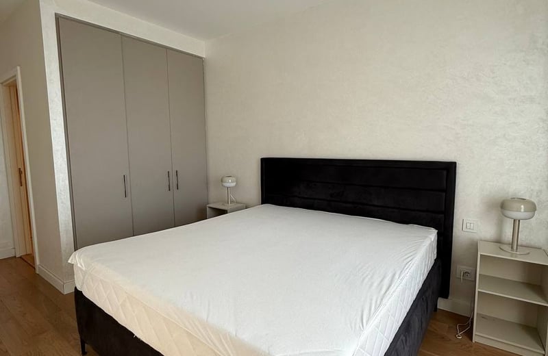 Alquiler de apartamento amplio, moderno, con vista al río en el complejo residencial BW Terra, 90 m², Belgrado, Serbia