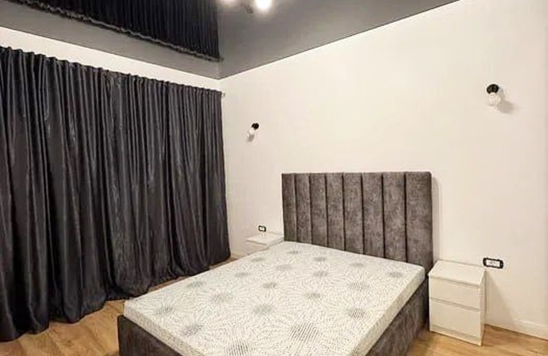 Аренда современной, комфортной квартиры с балконом, Мамая Сат, Румыния