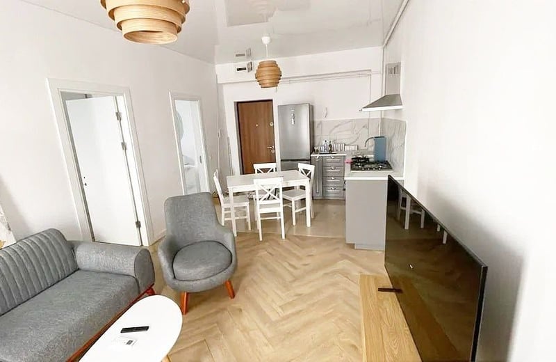 Alquiler de apartamento luminoso, cómodo, Mamaia Sat, Rumanía