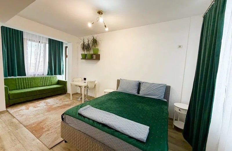 Location studio confortable, meublé, Mamaia Sat, Roumanie