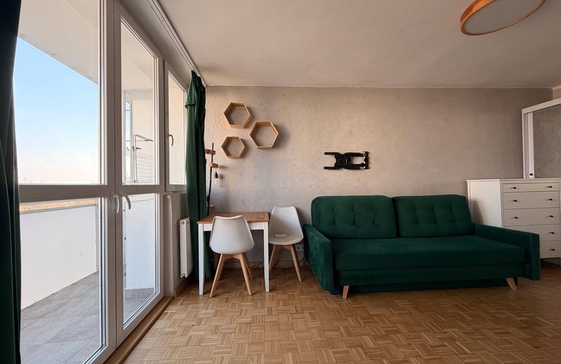 Меблированная квартира с балконом в аренду, 30 м², Жолибож, Варшава, Польша