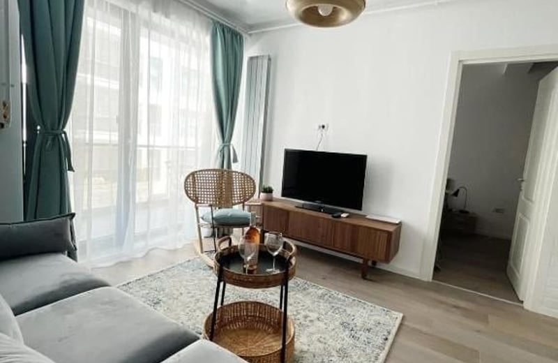 Spacious, comfortable apartment for rent, Mamaia Sat, Romania