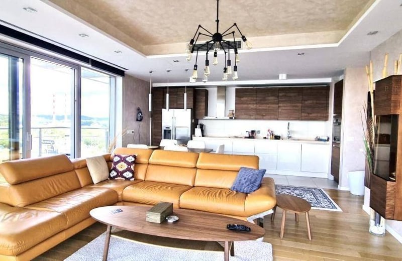 Moderne Wohnung mit Panoramablick auf die Stadt zur Miete, 90 м², Belgrad, Serbien