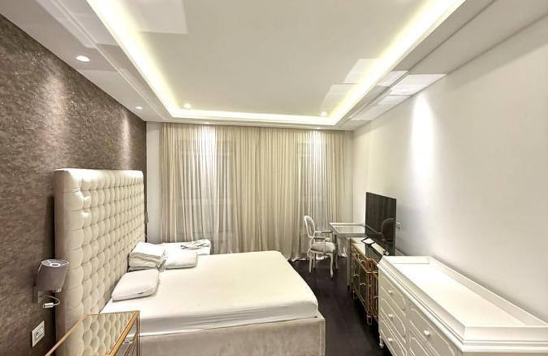 Alquiler de apartamento luminoso de clase premium en el complejo Central Garden, 115 m², Belgrado, Serbia