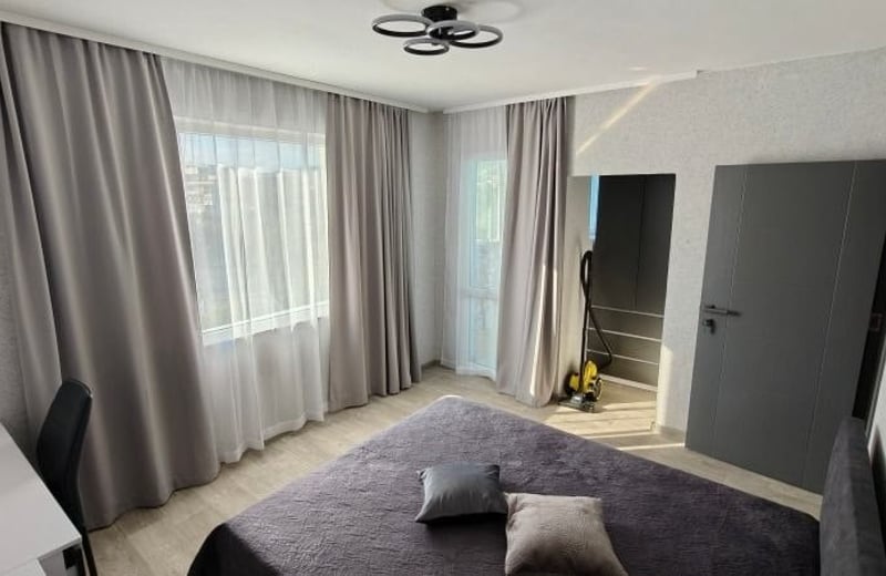 Location appartement spacieux, meublé, quartier Levski, Varna, Bulgarie