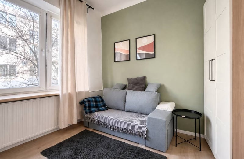 Location appartement compact, lumineux, 20 м², Wola, Varsovie, Pologne