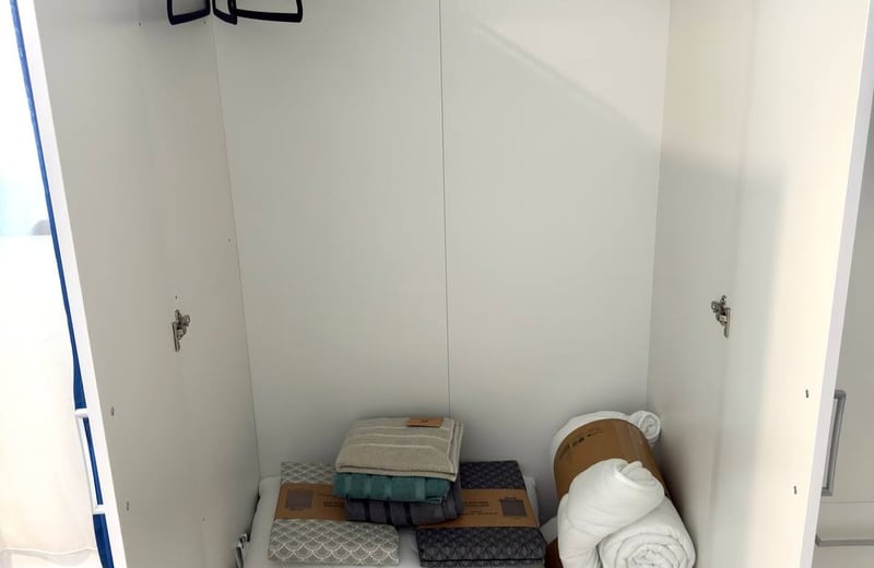 Location appartement moderne, meublé, 42 м², Secteur 6, Bucarest, Roumanie