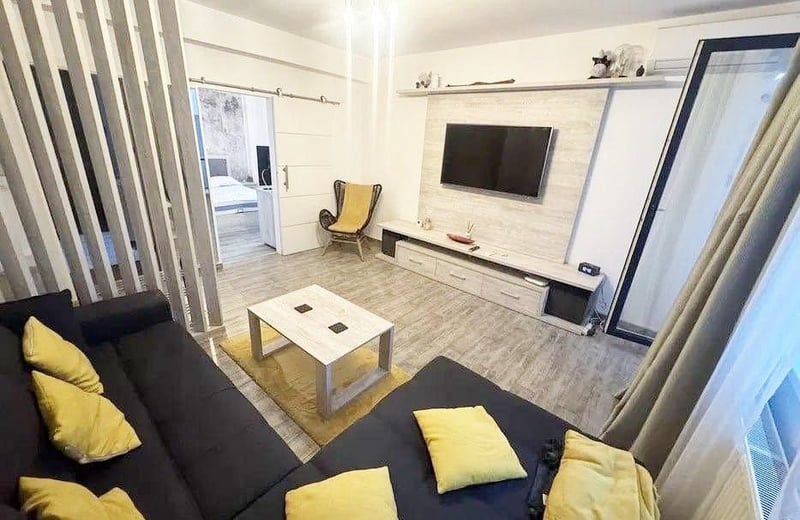 Alquiler de apartamento moderno, amueblado, Mamaia Sat, Rumanía