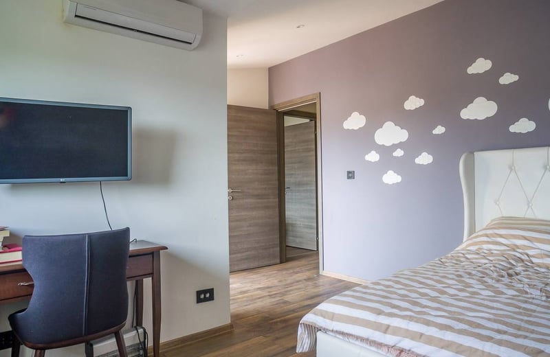 Stilvolle zweistöckige 3-Zimmer-Wohnung mit Terrasse zur Miete, 103 m², Stadtzentrum, Belgrad, Serbien