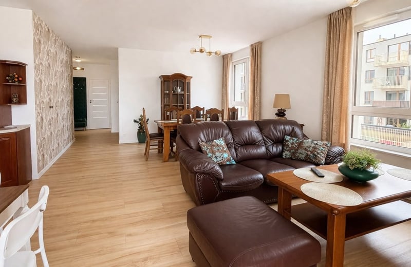 Alquiler de amplio y moderno apartamento, 83 m², Wawer, Varsovia, Polonia