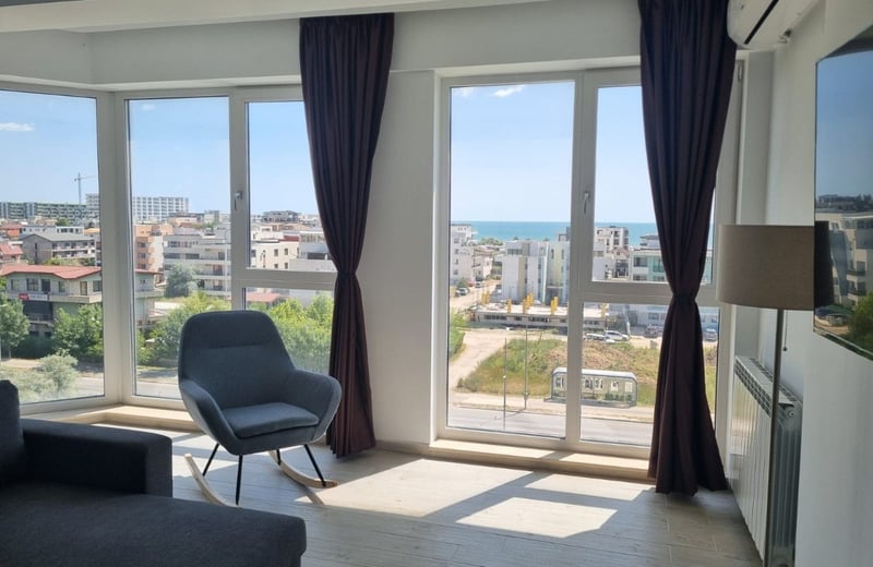 Alquiler de cómodo apartamento amueblado con plaza de aparcamiento, 55 m², Mamaia Sat, Rumanía