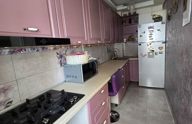 Alquiler de cómodo apartamento amueblado, 55 m², Inel 2, Constanta, Rumanía