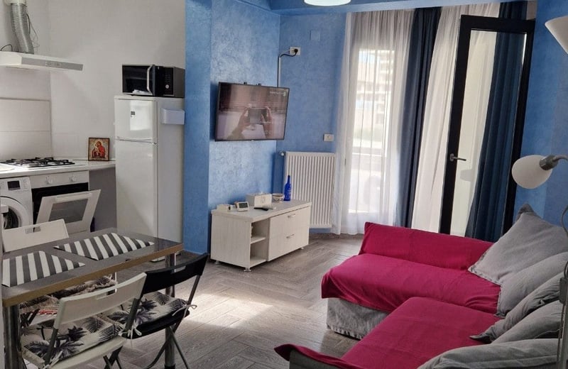 Alquiler de apartamento acogedor y completamente amueblado cerca de la playa, 50 m², Mamaia Sat, Constanța, Rumanía