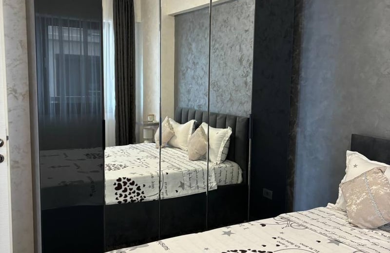 Location d'un appartement moderne et confortable près de la plage, 50 m², Mamaia, Constanța, Roumanie