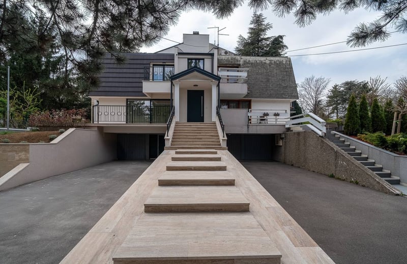 Modern and furnished 89 m² house for rent, Dedinje, Belgrade, Serbia