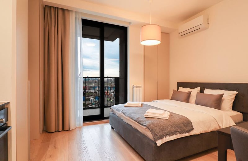 Cozy and modern 28 m² studio for rent, BW Metropolitan complex, Belgrade, Serbia