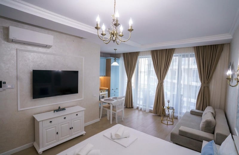Se alquila luminoso apartamento de 1 habitación, 41 m², Mamaia, Constanța