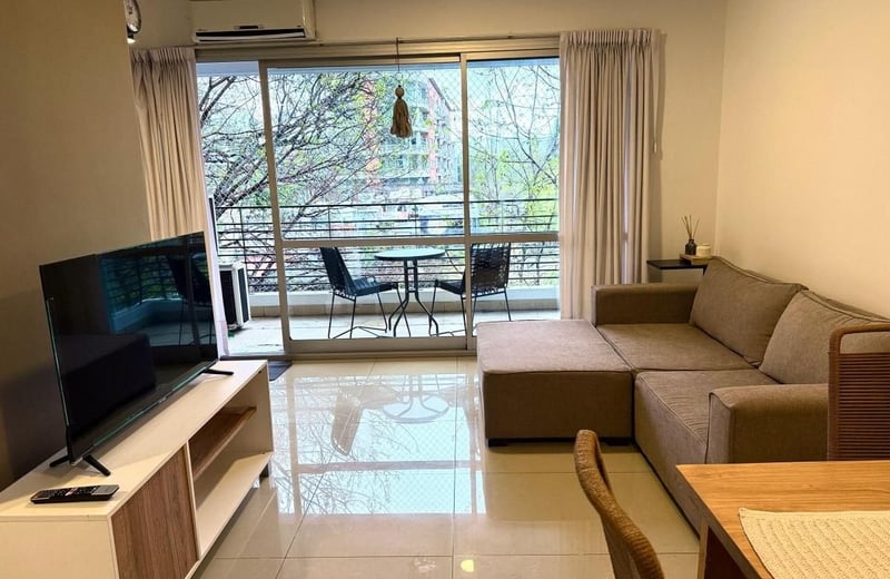 Cozy, Bright Apartment 45m² for Rent, Colegiales, Buenos Aires, Argentina
